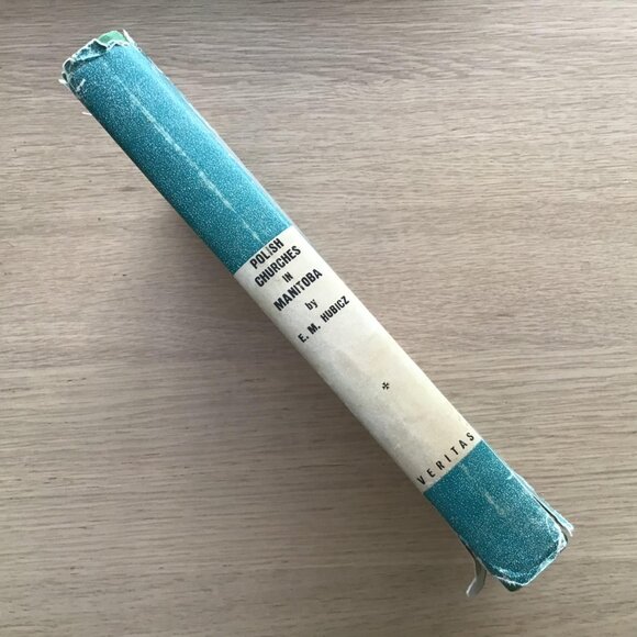 Polish Churches in Manitoba by Edward M Hubicz Hardcover 1961 - Picture 2 of 12